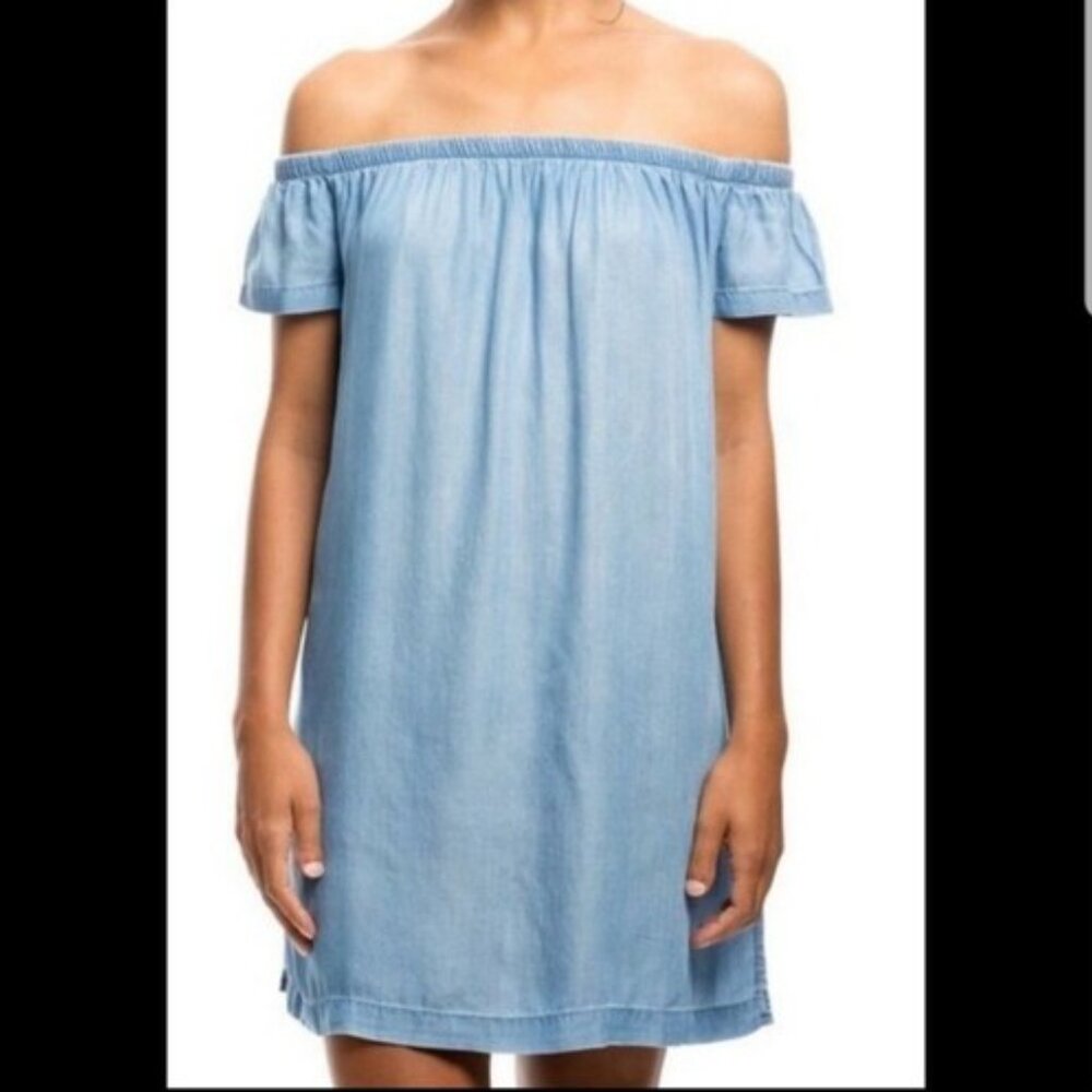 Cloth & Stone Light Blue Chambray Dress - Size M